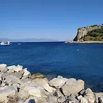 Takis Haikos House Two Minutes Walk To The Peroulia * Vounária