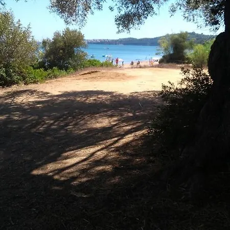 Διαμέρισμα Takis Haikos House Two Minutes Walk To The Peroulia *