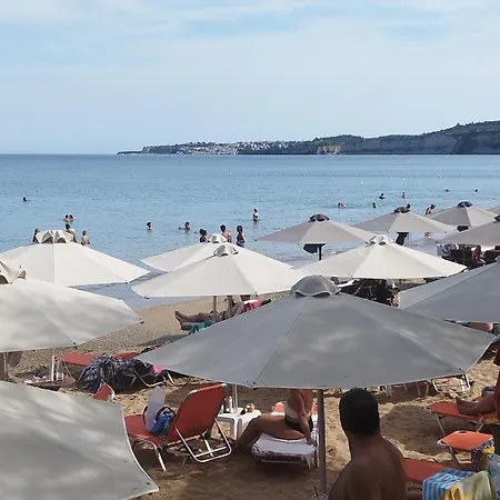 Takis Haikos House Two Minutes Walk To The Peroulia