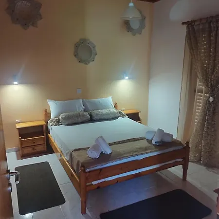 Apartment Takis Haikos House Two Minutes Walk To The Peroulia