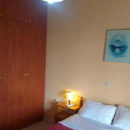 Takis Haikos House Two Minutes Walk To The Peroulia Apartment Vounaria