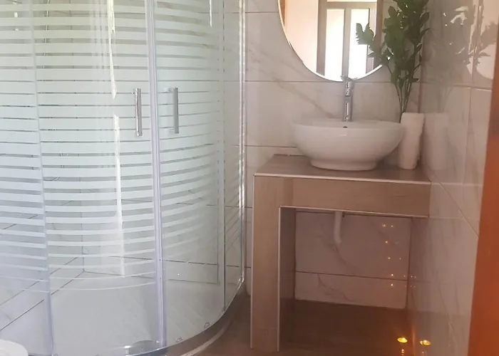 Takis Haikos House Two Minutes Walk To The Peroulia * Vounária