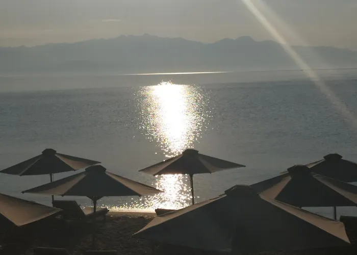 Takis Haikos House Two Minutes Walk To The Peroulia Vounária