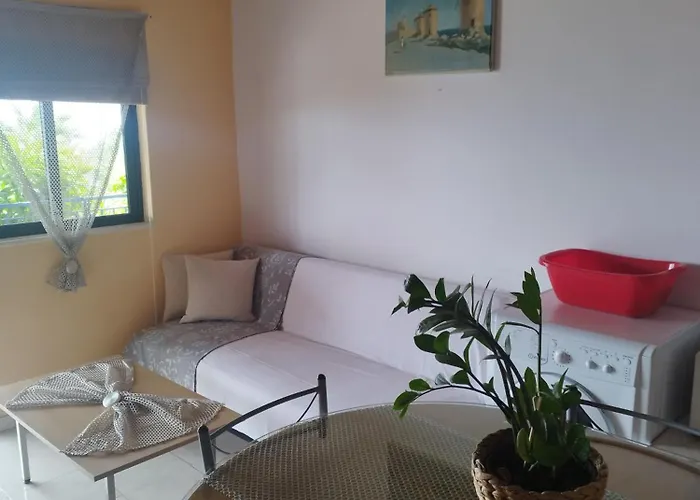 Lejlighed Takis Haikos House Two Minutes Walk To The Peroulia Vounária